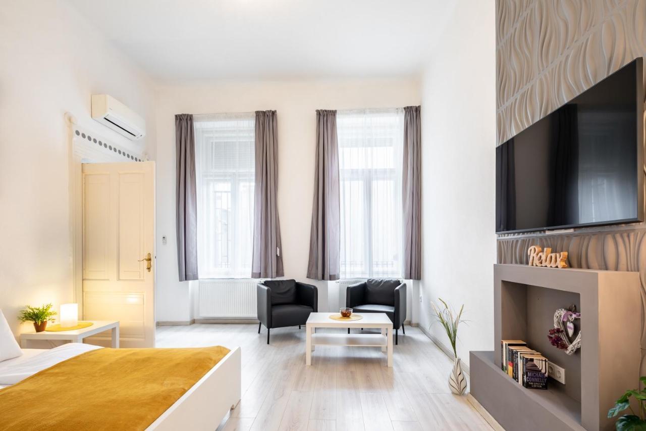 New, High Quality Apartment In The City Center บูดาเปสต์ ภายนอก รูปภาพ